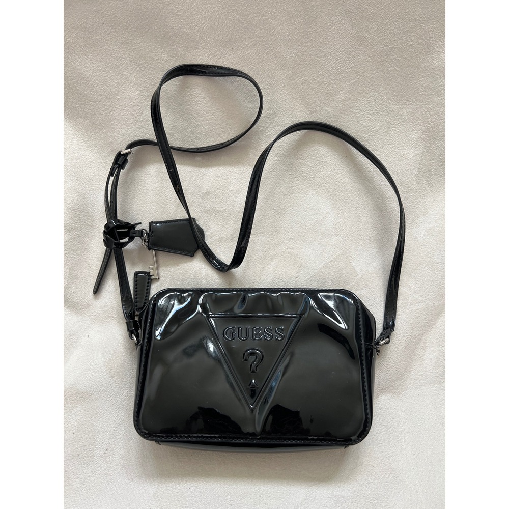 Guess Black Patent Leather Crossbody Camera Bag Embossed Logo Y2K Purse